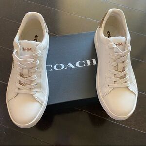 COACH Clip Low Top Leather Sneakers Chalk/Khaki Signature Horse Buggy US 8.5